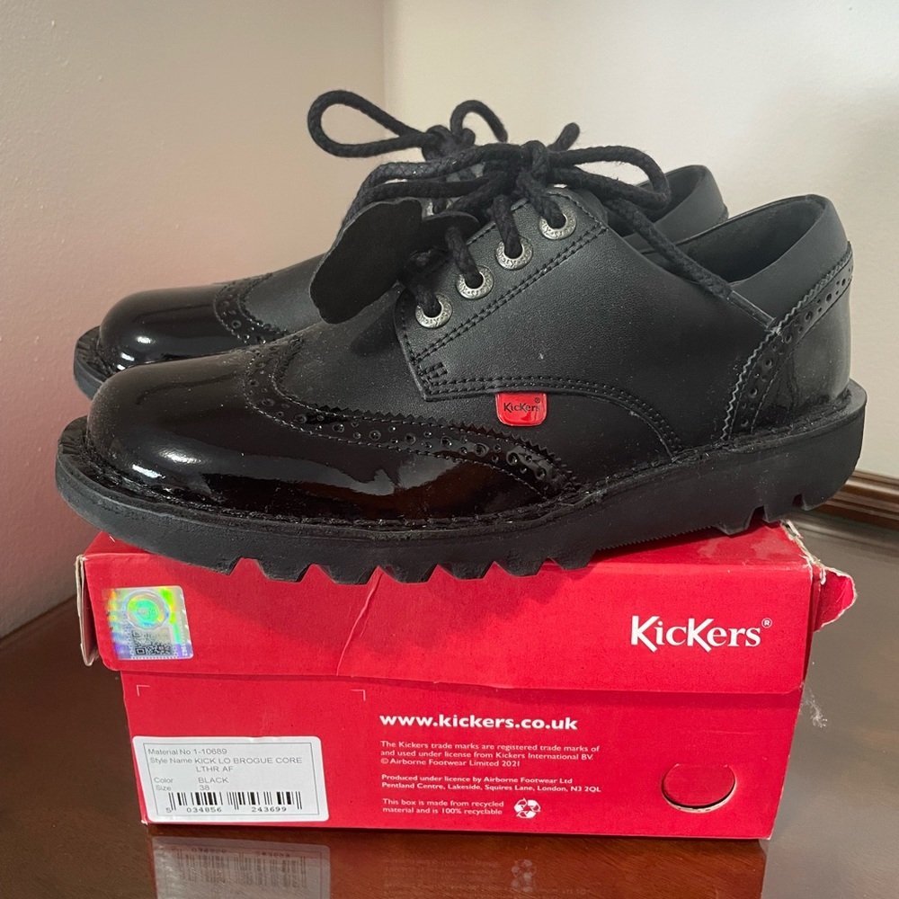Kickers Black Patent Leather Lace-Up Flats